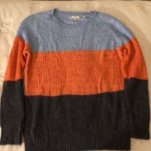 Soft, large sweater. Perfect condition worn once.
